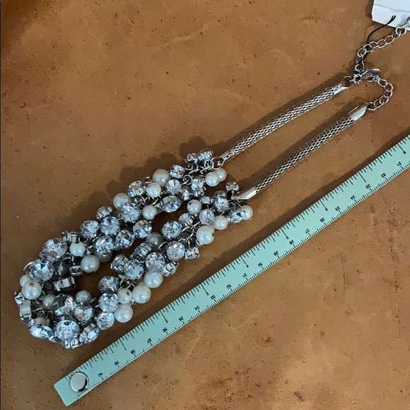 Heiress 17”-20” Pearl & Rhinestone Charm Necklace - Picture 3 of 5